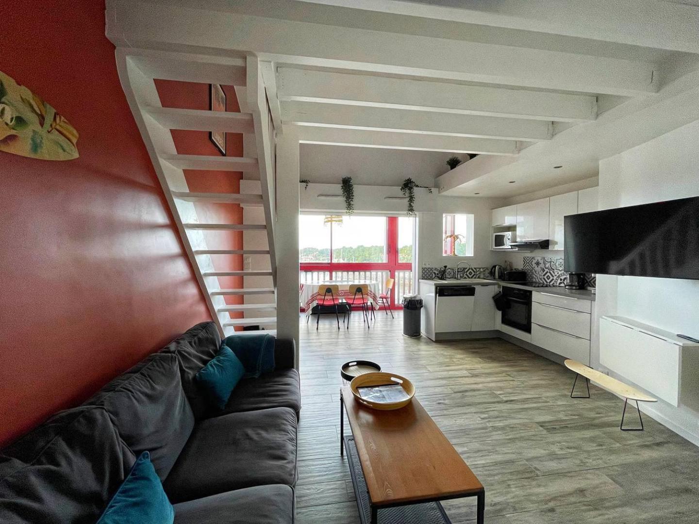 Port Sud - T3 En Duplex Avec Vue Panoramique Sur Le Port De Capbreton Apartment Luaran gambar